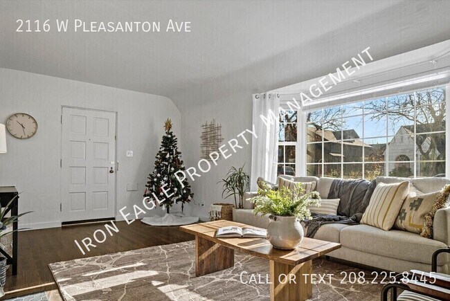 Foto del edificio - 2116 W Pleasanton Ave