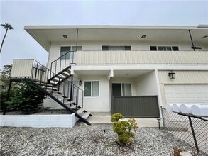 Building Photo - 821 Calle Puente