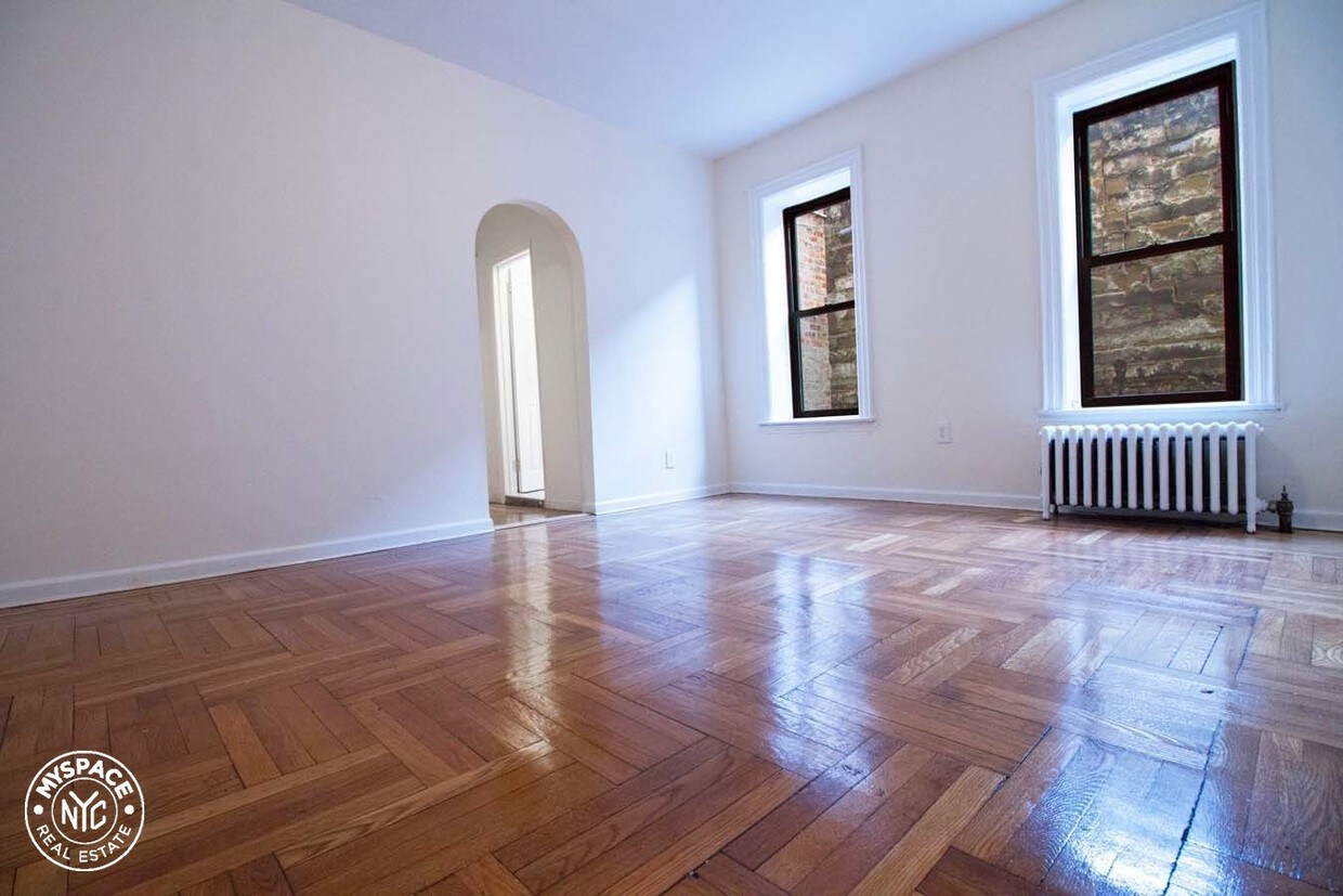 Foto principal - 401 Schenectady Ave