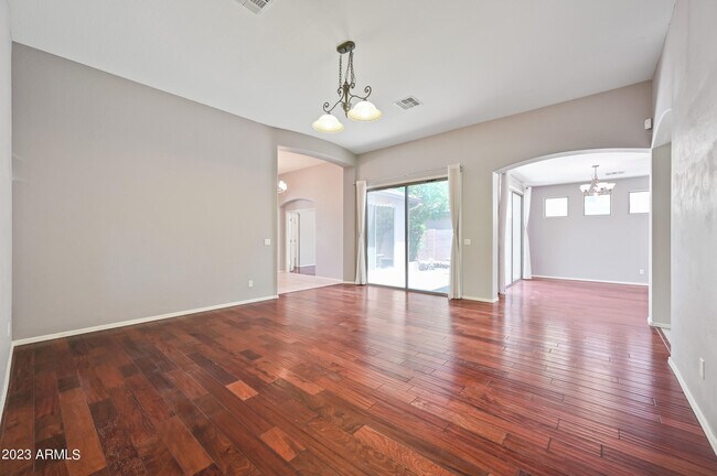Foto del edificio - 337 West Swan Drive