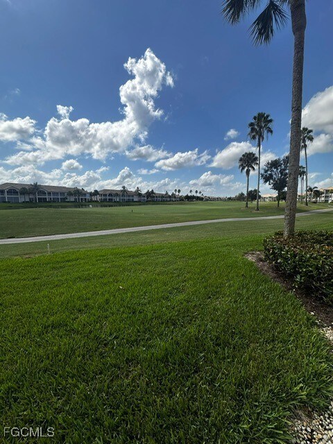 Foto del edificio - 16421 Millstone Cir