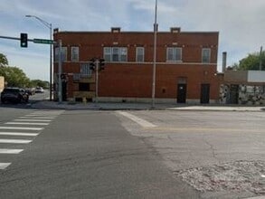 Building Photo - 130 E Lincoln Hwy