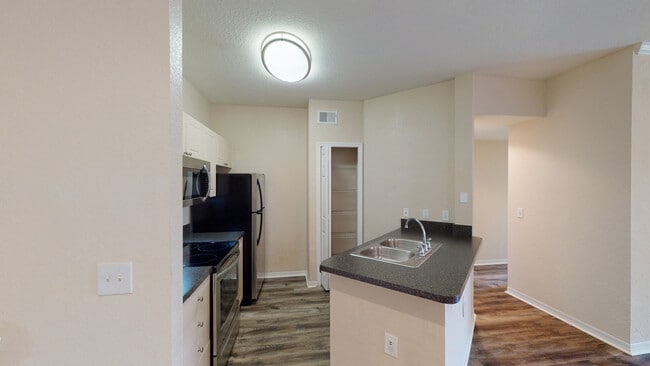 Interior Photo - Andover Place at Cross Creek