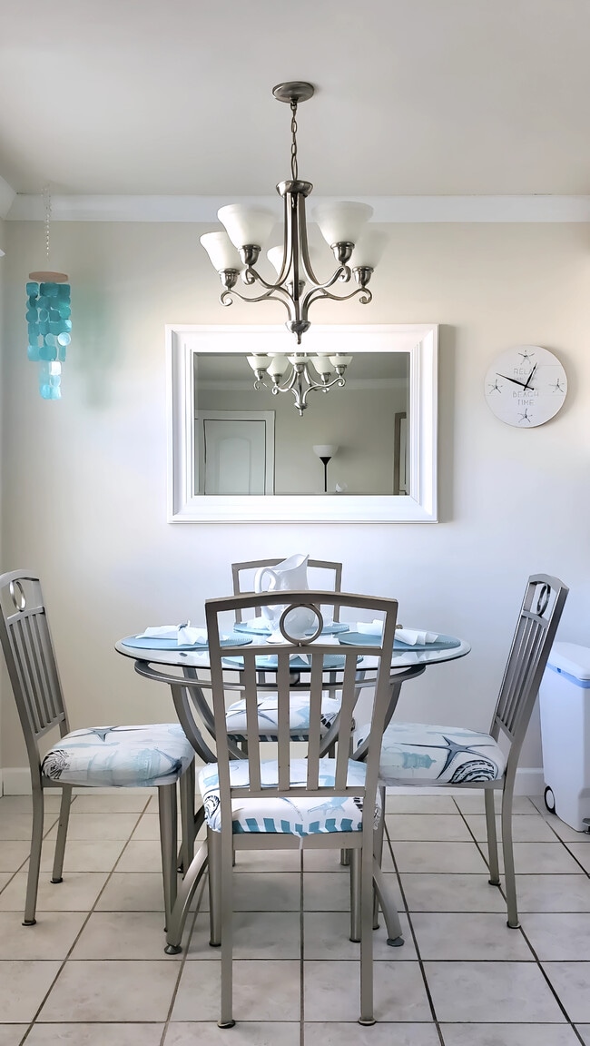 Building Photo - 911 Pacific Ave