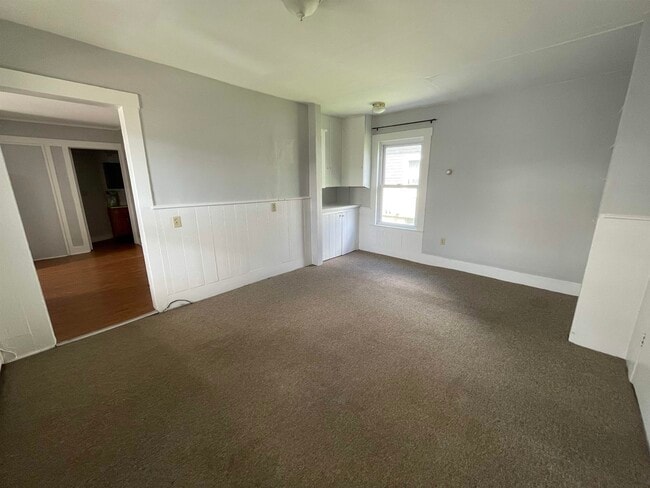 Building Photo - 46 Terrill St