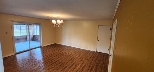 Building Photo - 3105 Durango Rd
