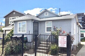 Building Photo - 1537 Truman St