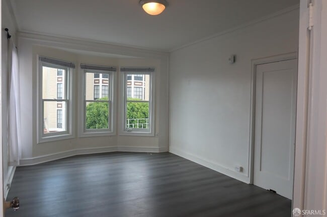 Building Photo - 3315 Steiner St