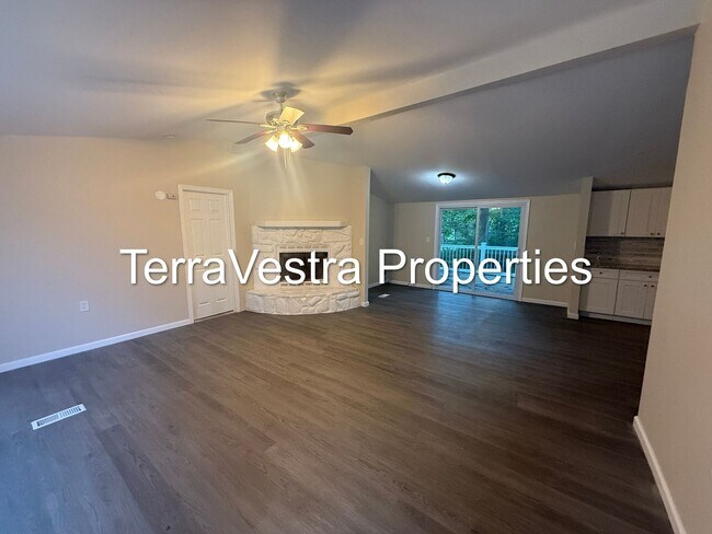 Foto del edificio - Single Family in Williamstown. Eligible fo...
