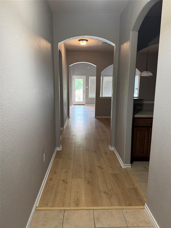 Building Photo - 2406 Brookhollow Terrace