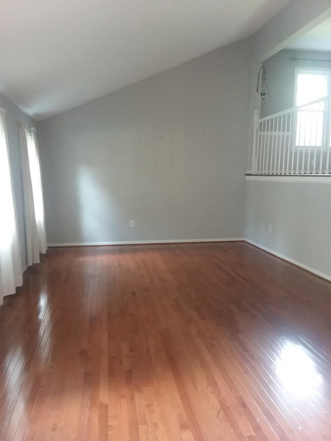 Foto del edificio - 2011 Westwood Terrace