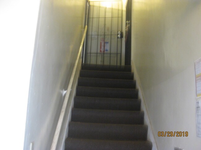 Foto del edificio - 4251 Degnan Blvd