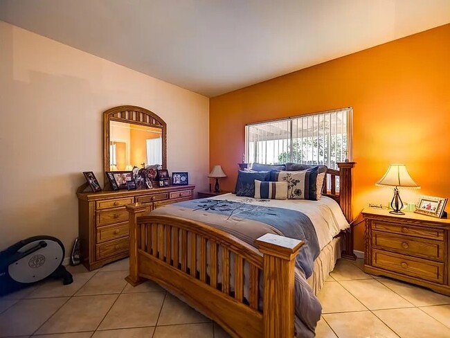 Foto del edificio - 5211 Westerfield St