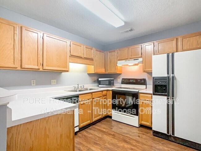Foto del edificio - 2751 Meadowlark Ln