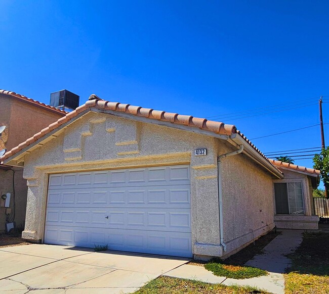Foto del edificio - MOVE-IN READY 3BR/2BA SINGLE FAMILY HOME I...