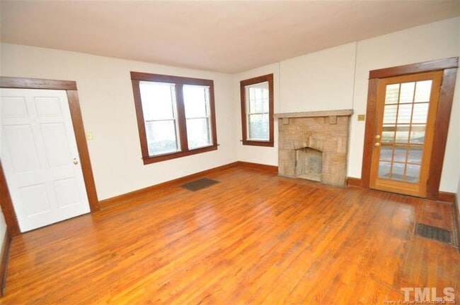 Building Photo - 1425 Wake Forest Rd
