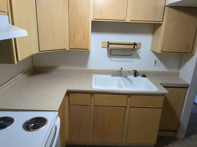 Foto del edificio - 8177 S Darin St