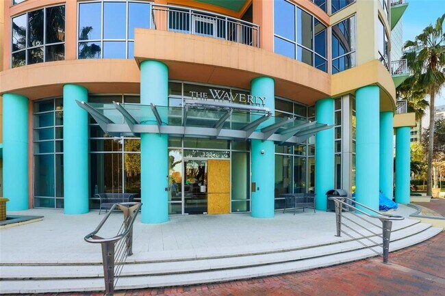 Foto del edificio - 322 E Central Blvd