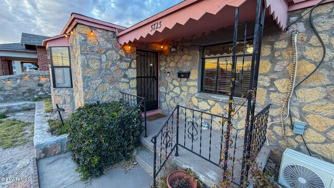 Foto del edificio - 3723 Memphis Ave