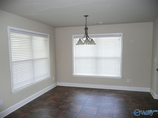 Foto del edificio - 718 River Landing Blvd SW