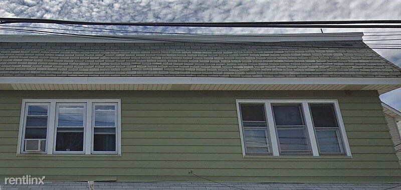 Foto del edificio - 3 br, 2 bath Apartment - 126 Broughton Avenue