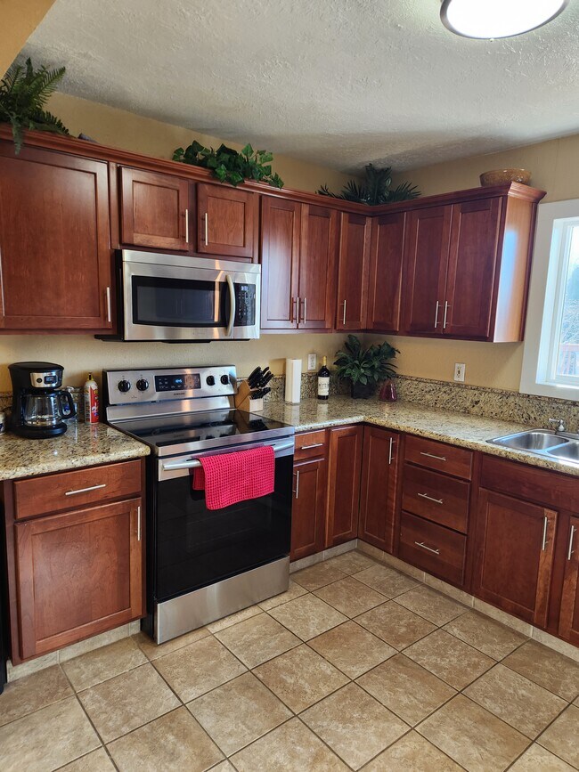 Foto del edificio - 6050 SW Taylors Ferry Rd