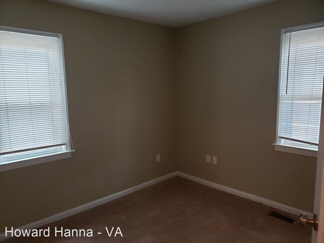 Building Photo - 3 br, 1 bath House - 1363 Sunset Drive