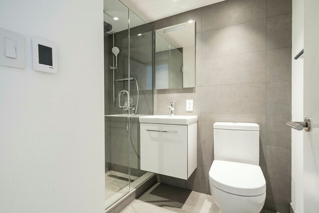 Photo du bâtiment - 798 Richmond Street West