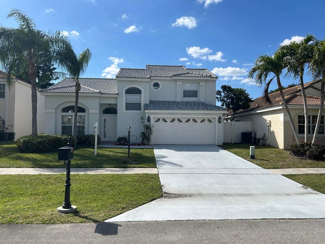 Primary Photo - 9589 Tavernier Dr
