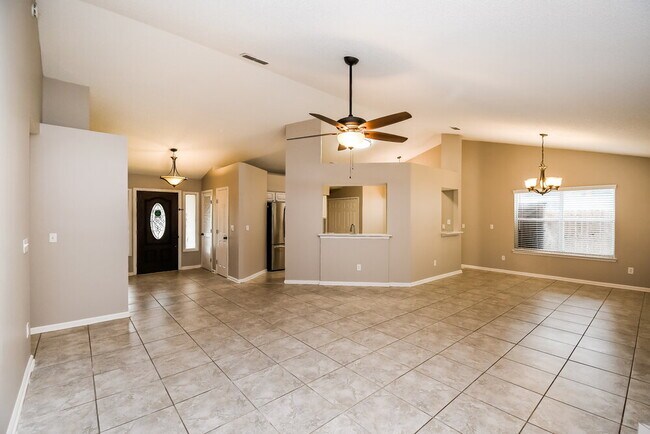 Foto del edificio - 8618 Wyndhurst Dr