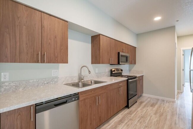 Foto del edificio - 13001 S Crompton Lane