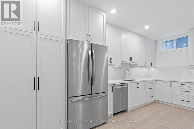 Building Photo - 93 Highfield Rd