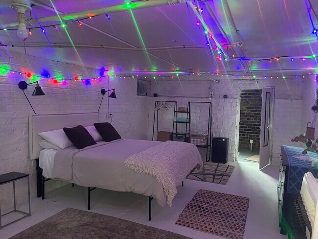 Foto del edificio - 14 Fort St