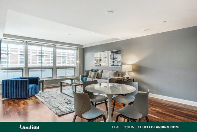 Foto del edificio - 956 S Matlack St
