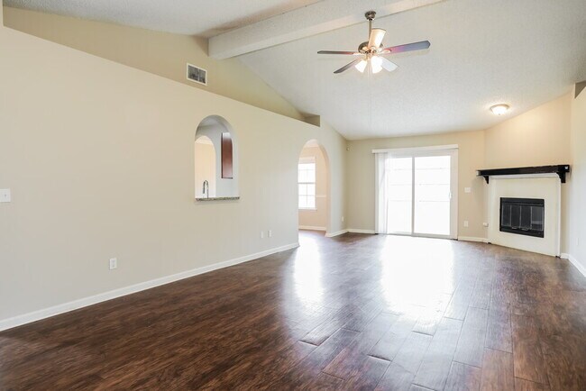 Foto del edificio - 607 Cozybrook Ln