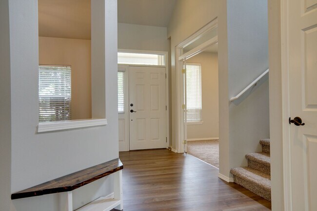 Foto del edificio - Lakeland Hills 2 Story on corner lot