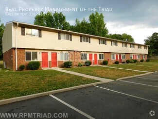 Building Photo - 4302 Parker St