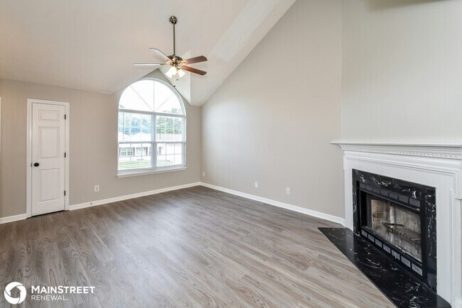 Building Photo - 1104 Willow Oak Ln, La Grange, KY 40031