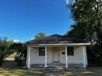 Primary Photo - 1648 W Rev Dr Ransom Howard St