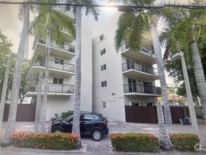 Building Photo - 1918 Brickell Ave