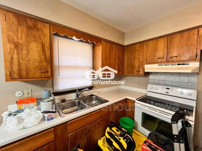 Foto del edificio - 7417 Wilshire Blvd