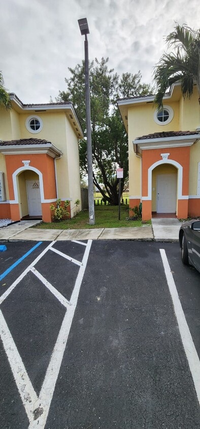 Primary Photo - 7280 NW 174th Terrace