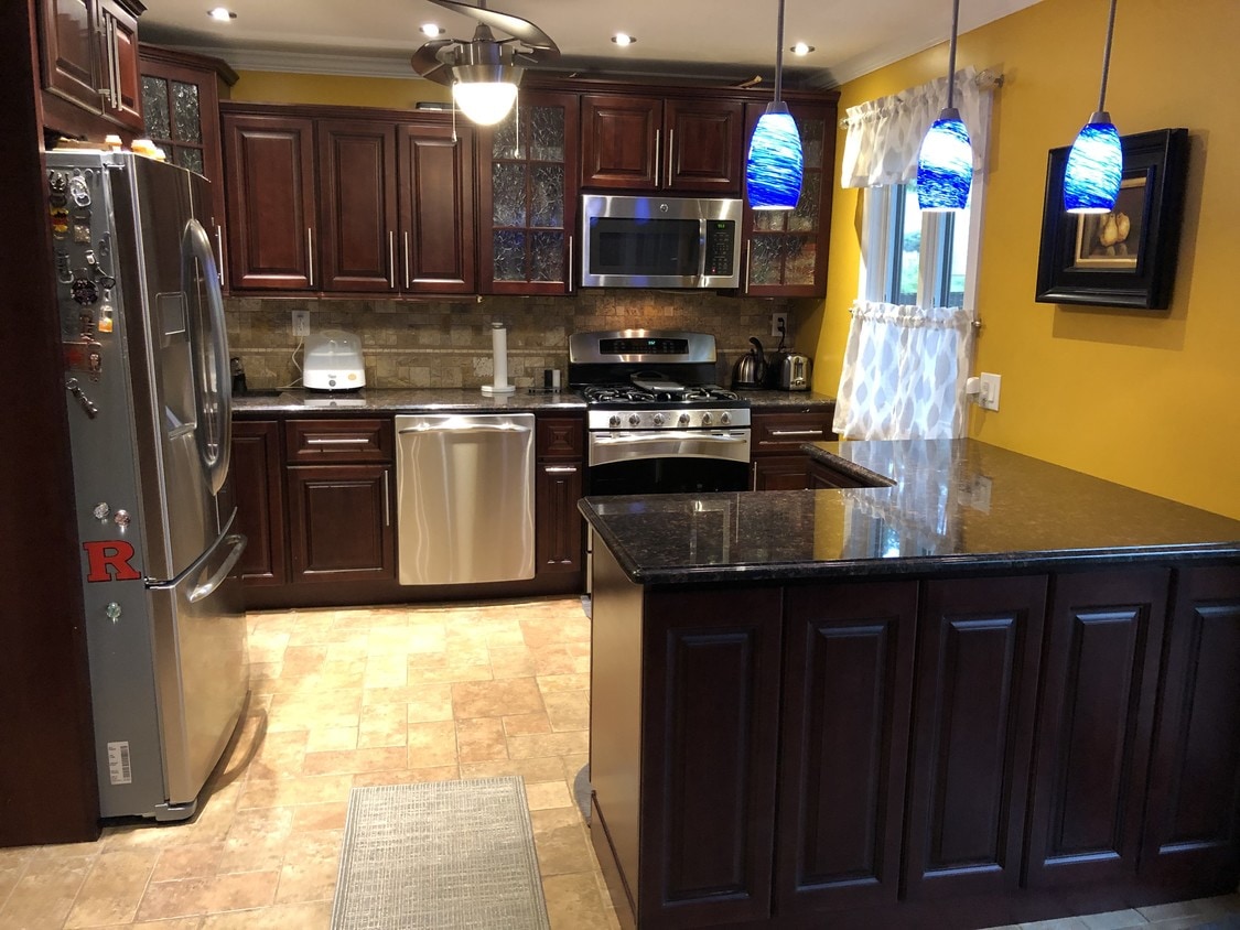 605 E Brookside Ln, Hillsborough, NJ 08844 Townhome Rentals in