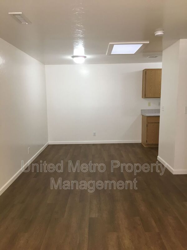 Foto del edificio - 4557 N Robert Road