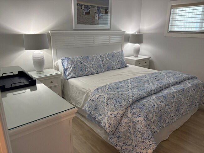 Foto del edificio - 1100 8th Ave S