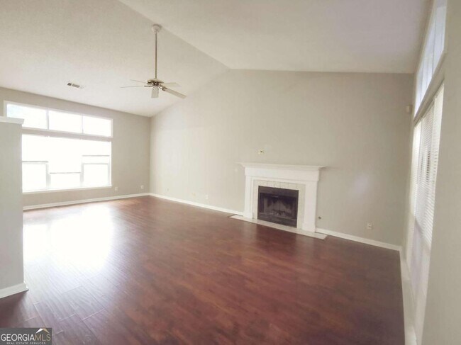 Building Photo - 2157 Williams Pl NW