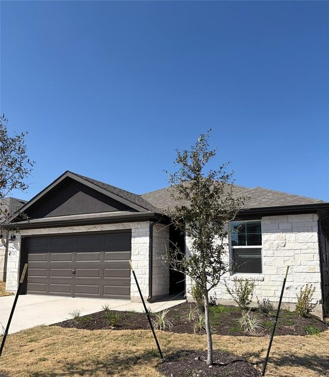 Building Photo - 440 El Capitan Lp