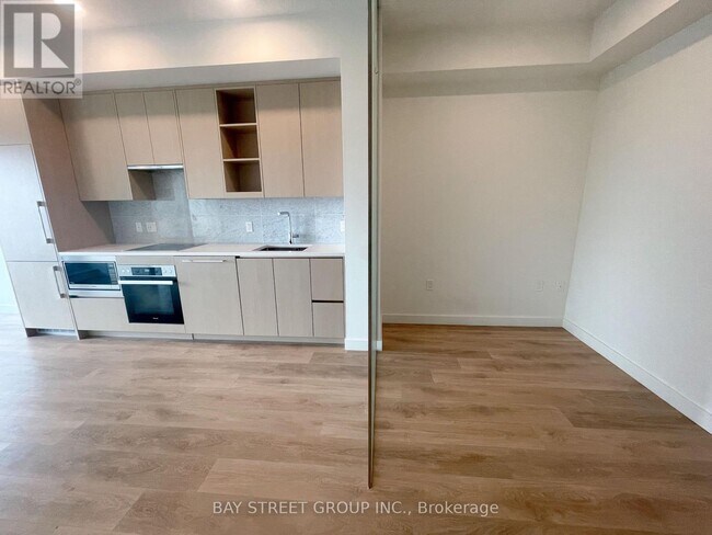 Building Photo - 85 McMahon Dr