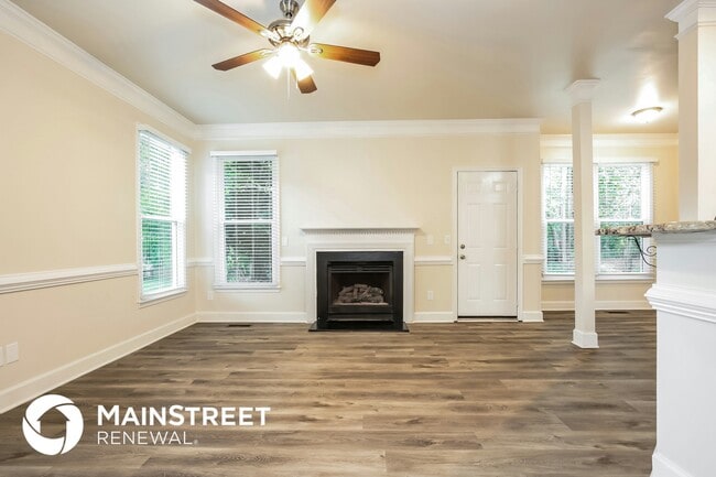 Building Photo - 8 Brackenwood Ct