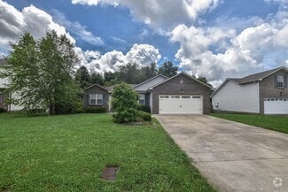 Building Photo - 1512 Apache Way